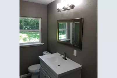 5910 Van Fleet Street, Houston, TX 77033 - Photo 17