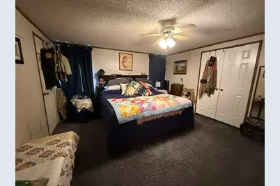 307 E Oak Avenue, Winnie, TX 77665 - Photo 7