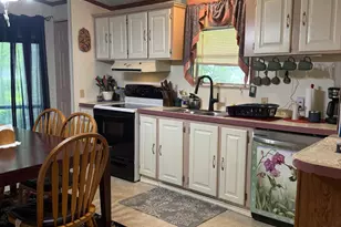307 E Oak Ave, Winnie, TX 77665 - Photo 5