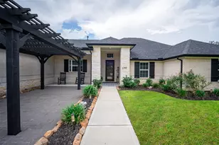 3532 County Rd 326, Alvin, TX 77511 - Photo 3