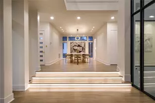 10663 Memorial Dr, Houston, TX 77024 - Photo 9