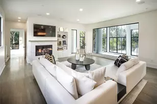 10663 Memorial Dr, Houston, TX 77024 - Photo 19