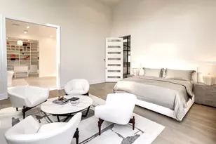 10663 Memorial Dr, Houston, TX 77024 - Photo 29