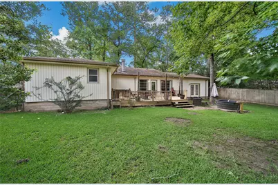 1728 E Lake Drive, Huntsville, TX 77340 - Photo 23