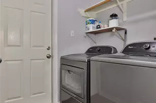 518 Tall Timber Dr, West Columbia, TX 77486 - Photo 19