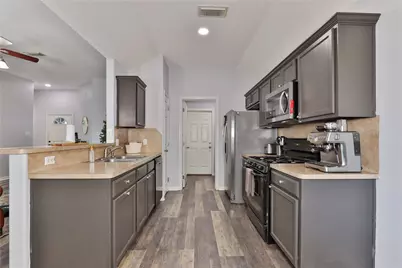 518 Tall Timber Drive, West Columbia, TX 77486 - Photo 15