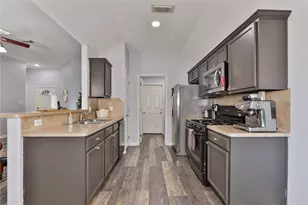 518 Tall Timber Dr, West Columbia, TX 77486 - Photo 15