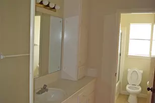 8506 Langdon Ln, Houston, TX 77036 - Photo 15
