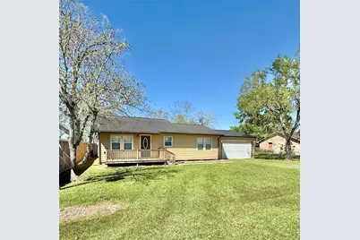 124 Bennett Street, West Columbia, TX 77486 - Photo 1