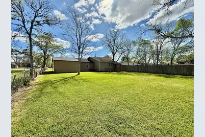 124 Bennett Street, West Columbia, TX 77486 - Photo 41