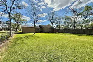 124 Bennett St, West Columbia, TX 77486 - Photo 41