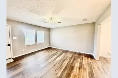 124 Bennett Street, West Columbia, TX 77486 - Photo 9