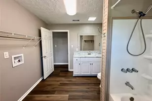 124 Bennett St, West Columbia, TX 77486 - Photo 31