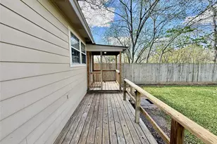 124 Bennett St, West Columbia, TX 77486 - Photo 39