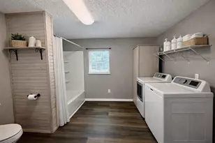 124 Bennett St, West Columbia, TX 77486 - Photo 29