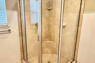 12985 Trail Hollow Dr, Houston, TX 77079 - Photo 15