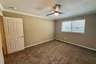 12985 Trail Hollow Dr, Houston, TX 77079 - Photo 19