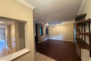 12985 Trail Hollow Dr, Houston, TX 77079 - Photo 3