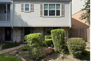 12985 Trail Hollow Dr, Houston, TX 77079 - Photo 1