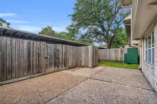 12985 Trail Hollow Dr, Houston, TX 77079 - Photo 23