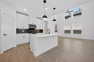 13085 Brookwood Bnd Ln, Conroe, TX 77302 - Photo 9