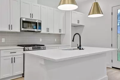 7705 Inwood Grove Lane, Houston, TX 77088 - Photo 5