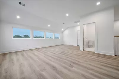 7705 Inwood Grove Lane, Houston, TX 77088 - Photo 23