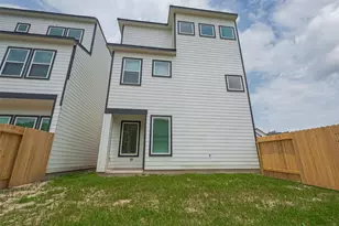 8933 Grovner Pl, Houston, TX 77055 - Photo 43