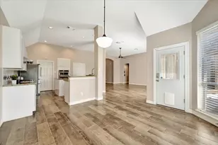 104 Las Brisas St, Kemah, TX 77565 - Photo 17