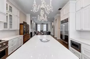 709 Somerset Commons Ln, Houston, TX 77055 - Photo 21