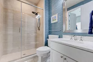709 Somerset Commons Ln, Houston, TX 77055 - Photo 39