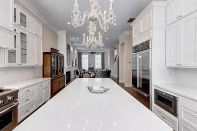 709 Somerset Commons Lane, Houston, TX 77055 - Photo 19