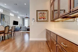 709 Somerset Commons Ln, Houston, TX 77055 - Photo 23