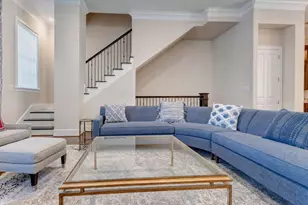 709 Somerset Commons Ln, Houston, TX 77055 - Photo 13