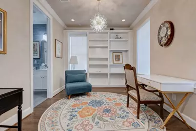 709 Somerset Commons Lane, Houston, TX 77055 - Photo 7