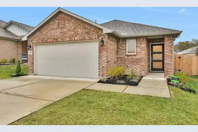 18612 Hillswood Drive, Conroe, TX 77316 - Photo 1