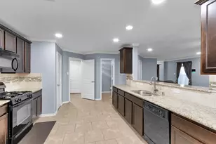 1604 Hickory Burl Ln, Conroe, TX 77301 - Photo 9