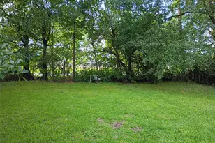 5617 Malmedy Rd, Houston, TX 77033 - Photo 15