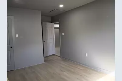 5617 Malmedy Road, Houston, TX 77033 - Photo 7