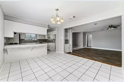 18 Panorama Drive, Conroe, TX 77304 - Photo 11