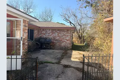 1538 Briarbank Drive, Sugar Land, TX 77498 - Photo 39