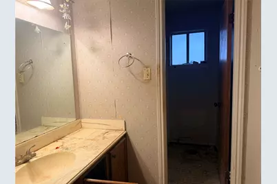 1538 Briarbank Drive, Sugar Land, TX 77498 - Photo 11