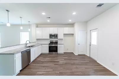 10656 Altitude Way, Conroe, TX 77303 - Photo 9