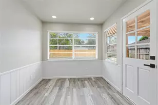 16438 Glenshannon Dr, Houston, TX 77059 - Photo 19