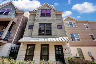 3245 Maxroy St, Houston, TX 77008 - Photo 1