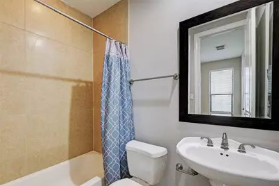 3245 Maxroy Street, Houston, TX 77008 - Photo 27