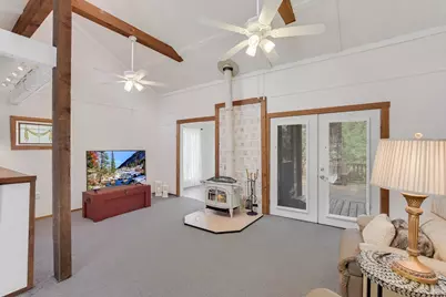 124 Broken Bow Road, La Grange, TX 78945 - Photo 7