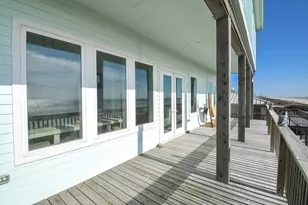 23110 Gulf Dr, Galveston, TX 77554 - Photo 11