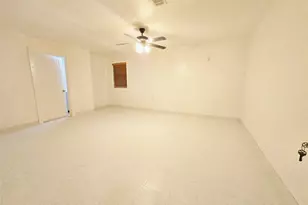 9621 Sweetwater Ln, Houston, TX 77037 - Photo 13