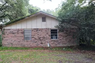 1806 S Elizabeth Ave, Kirbyville, TX 75956 - Photo 5